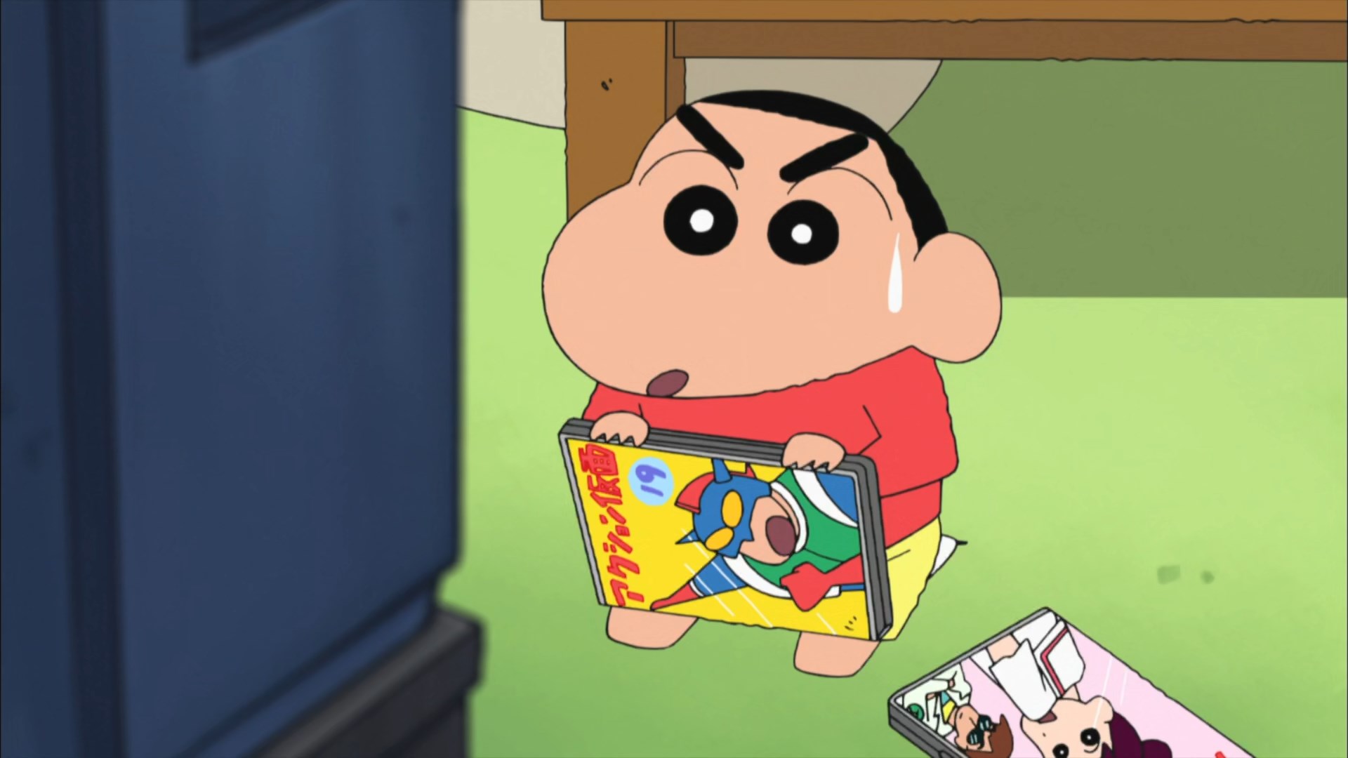 Crayon Shin-chan Movie 19: Arashi wo Yobu Ougon no Spy Daisakusen / Аниме