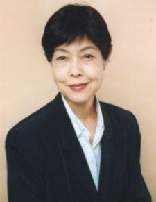 Тосико Комура