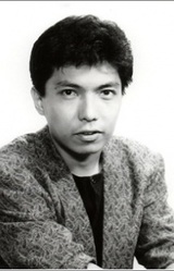 Сюнсукэ Такамия